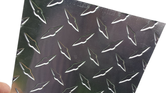 Embossed vs. Solid Aluminum Diamond Plate: Which to Buy?